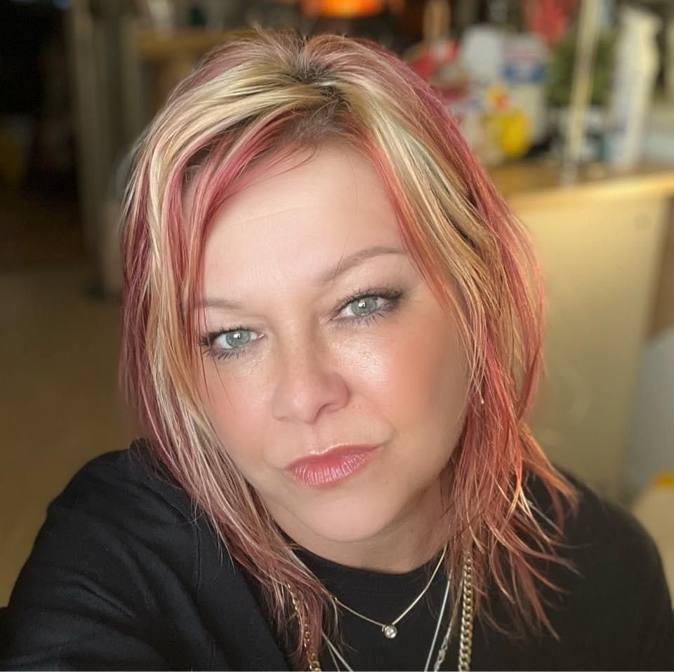 Michelle Leanne  Loustel